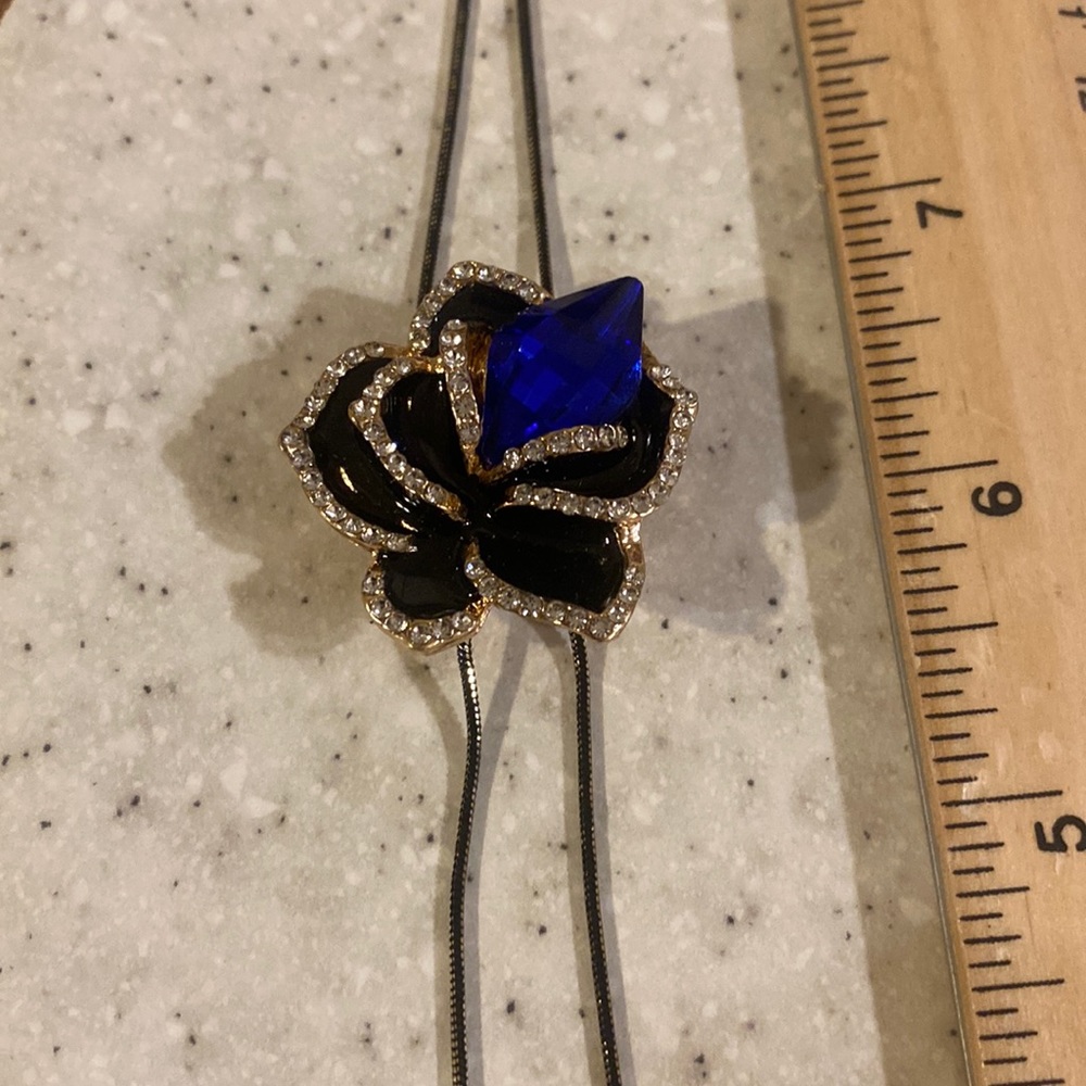 Blue Stone Flower Necklace